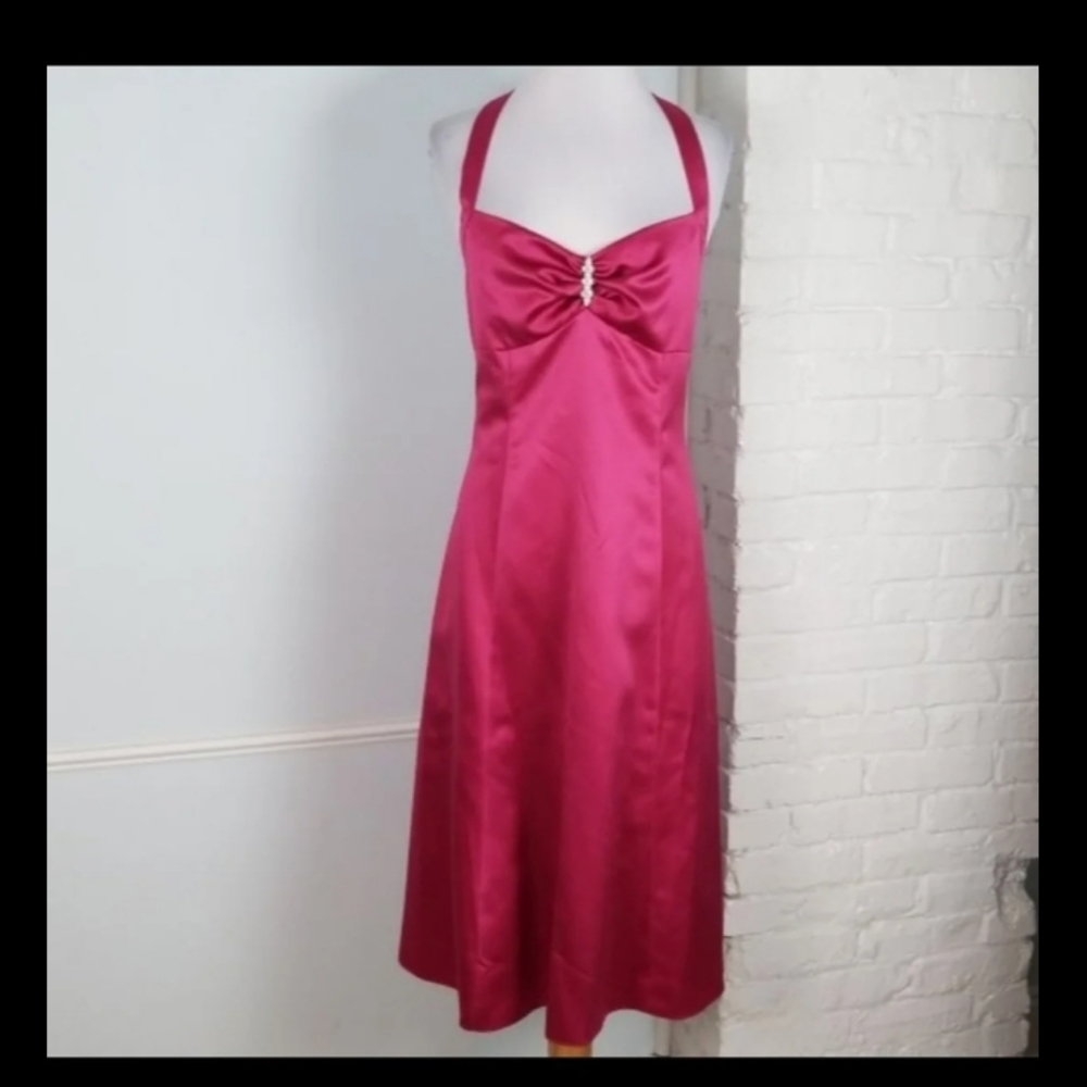 David's Bridal Pink Prom Dress with Elegant Design